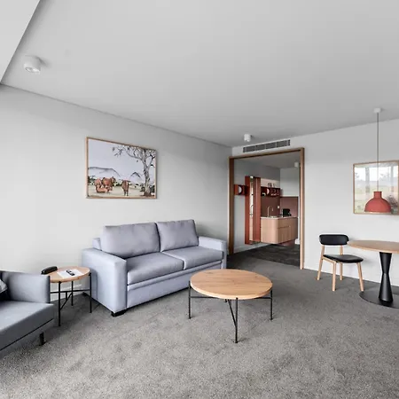 Balgownie Estate Yarra Valley Yarra Glen Exterior photo A typical apartment at the University of Adelaide's Union Hall
