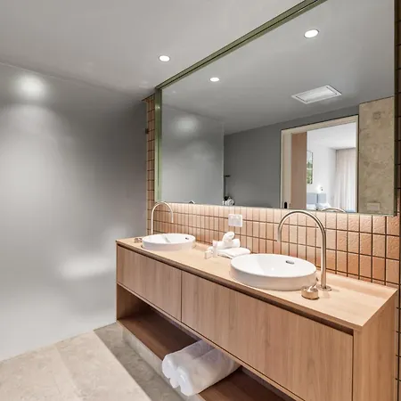 Balgownie Estate Yarra Valley Yarra Glen Exterior photo Bathroom